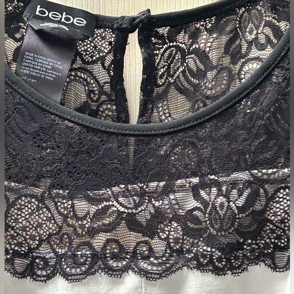 Bebe Y2K Black and White Lace Peplum Ruffle Top Side Zip Sexy Size M - Picture 4 of 12